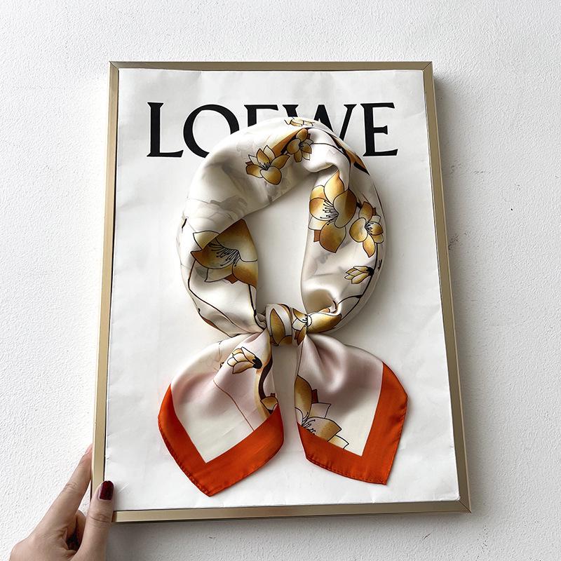 Korean Style Sweet Green Floral Butterfly Faux Silk Scarf - Women’s Versatile Spring/Summer Neck Scarf, 70cm Square.