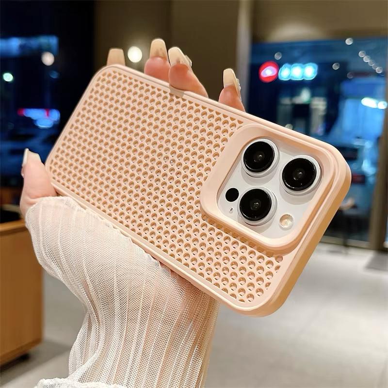 Luxury Heat Dissipation Breathable Mesh Phone Case For iPhone 16 15 14 Plus 13 12 11 Pro Max Shockproof Soft Bumper Hard Cover
