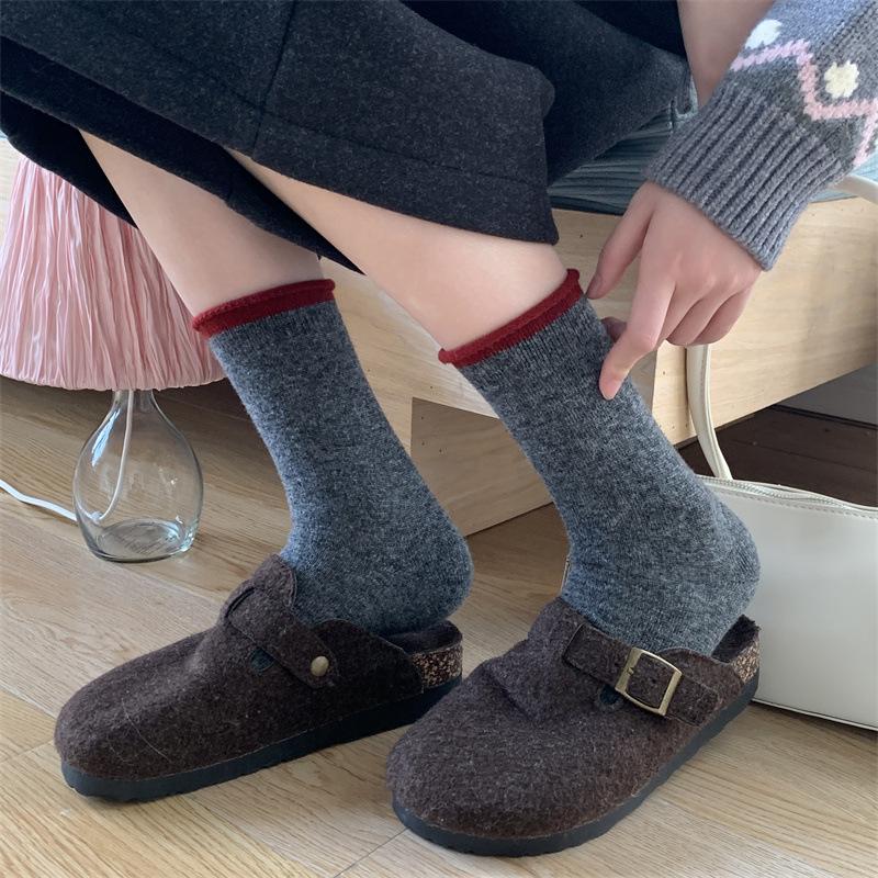 Rolled-up and Color-blocking Socks for Autumn and Winter, Soft and Warm Wool Socks, Easy To Wear and Versatile Socks for Women