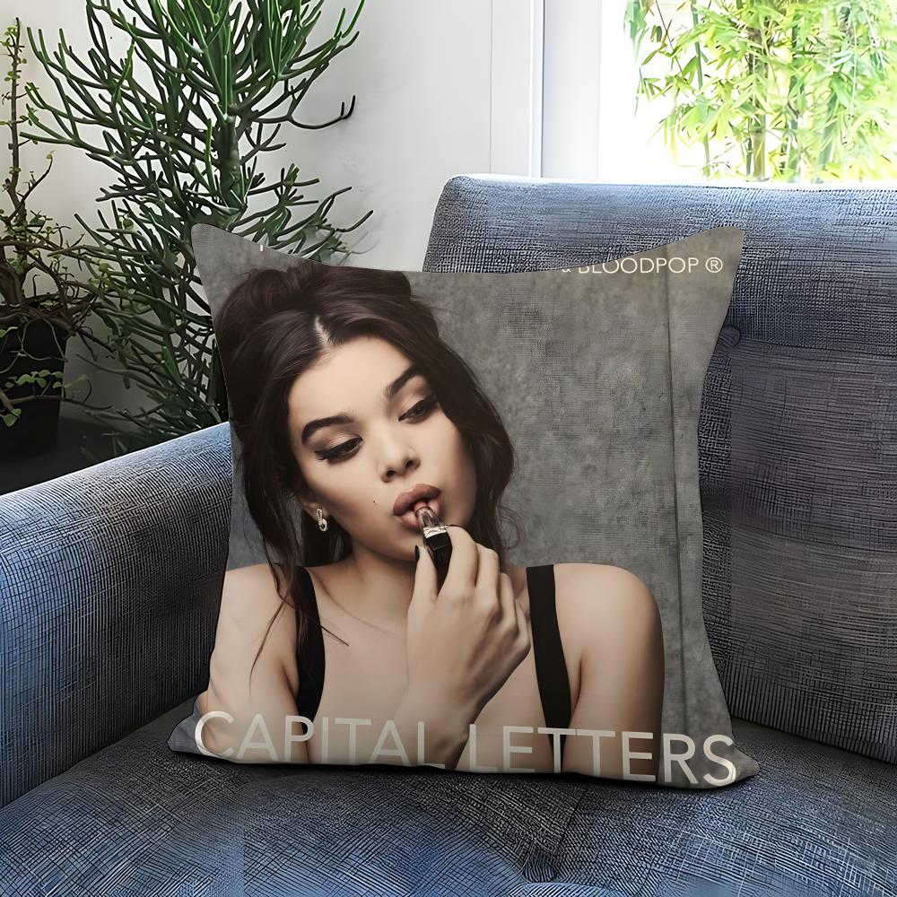 

Popular H-HHailee Steinfeld Cushion Cover Comfortable Reversible Pillow Cover Ideal for Car Sofa Bedroom & Beyond 30cmx30cm