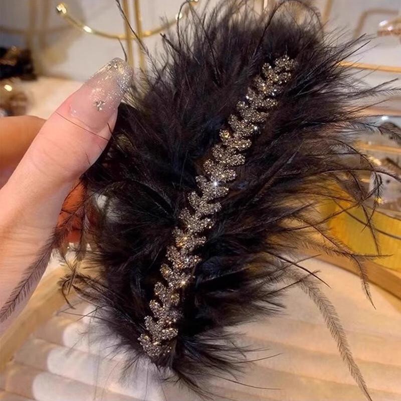 Fumede Women's Ostrich Feather Hair Claw Clip Set