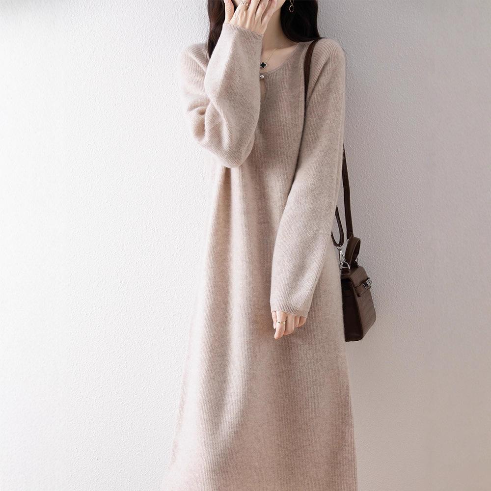 Knitted Straight Dress for Women Long-sleeved Casual Long Sweater Dress Solid Color Round Neck Pullover for Autumn and Winter