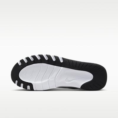 Nike Flex Train Black White