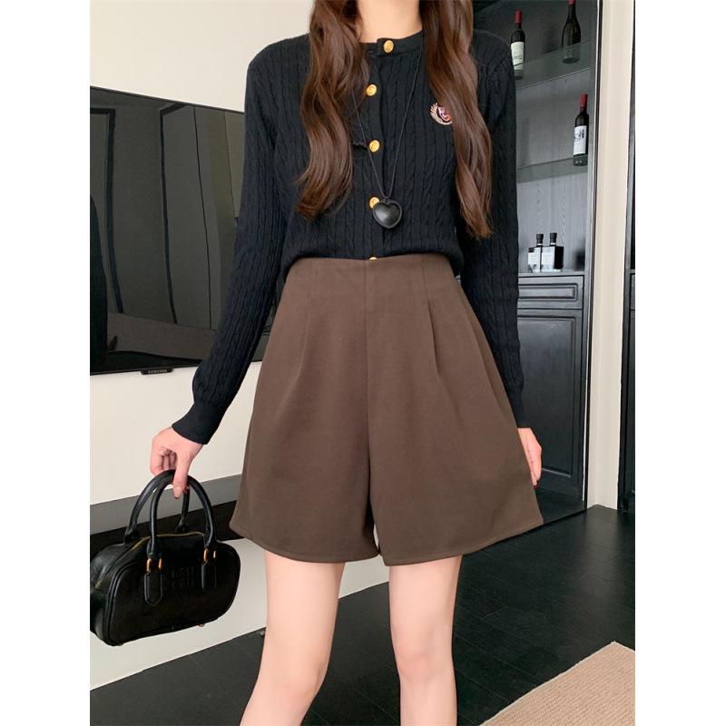 

Plus Size Women s Tummy Concealing Woolen High-Waisted Wide-Leg Shorts – Autumn/Winter Style 4XL кофейный