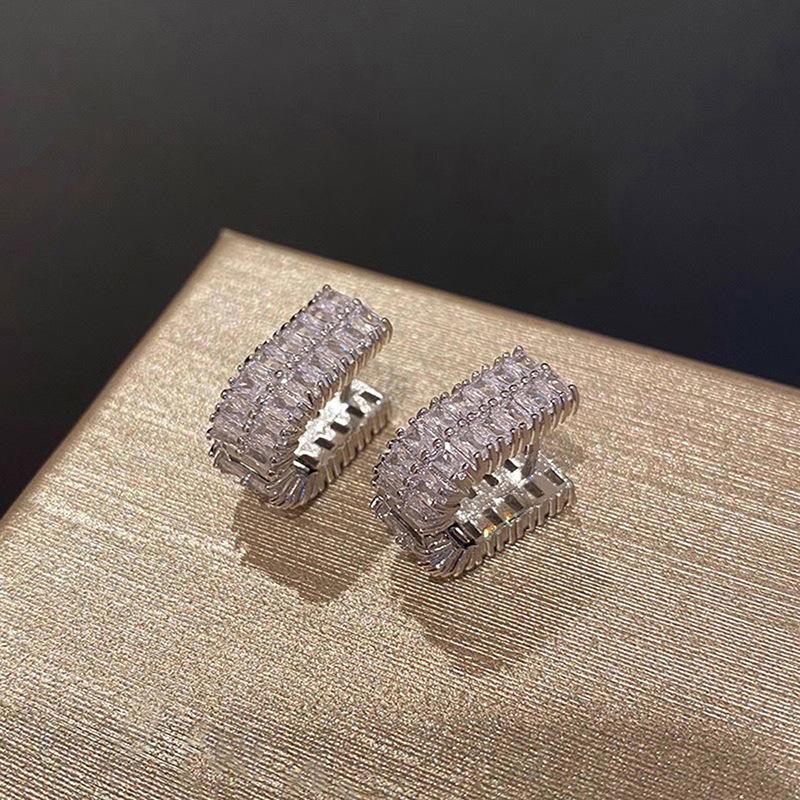Stylish high-end earrings, double-row zircon U-shaped design earrings, elegant and fashionable accessories