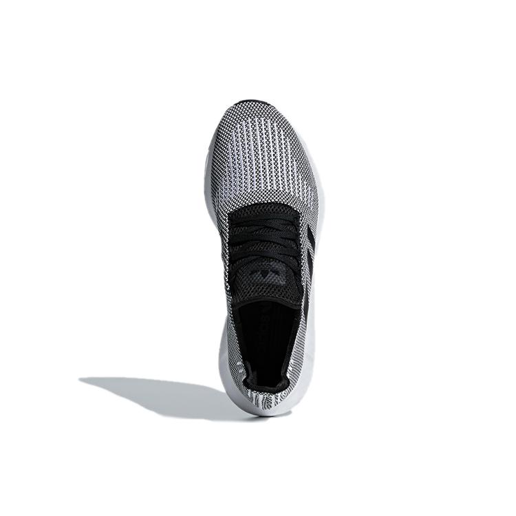 adidas Swift Run