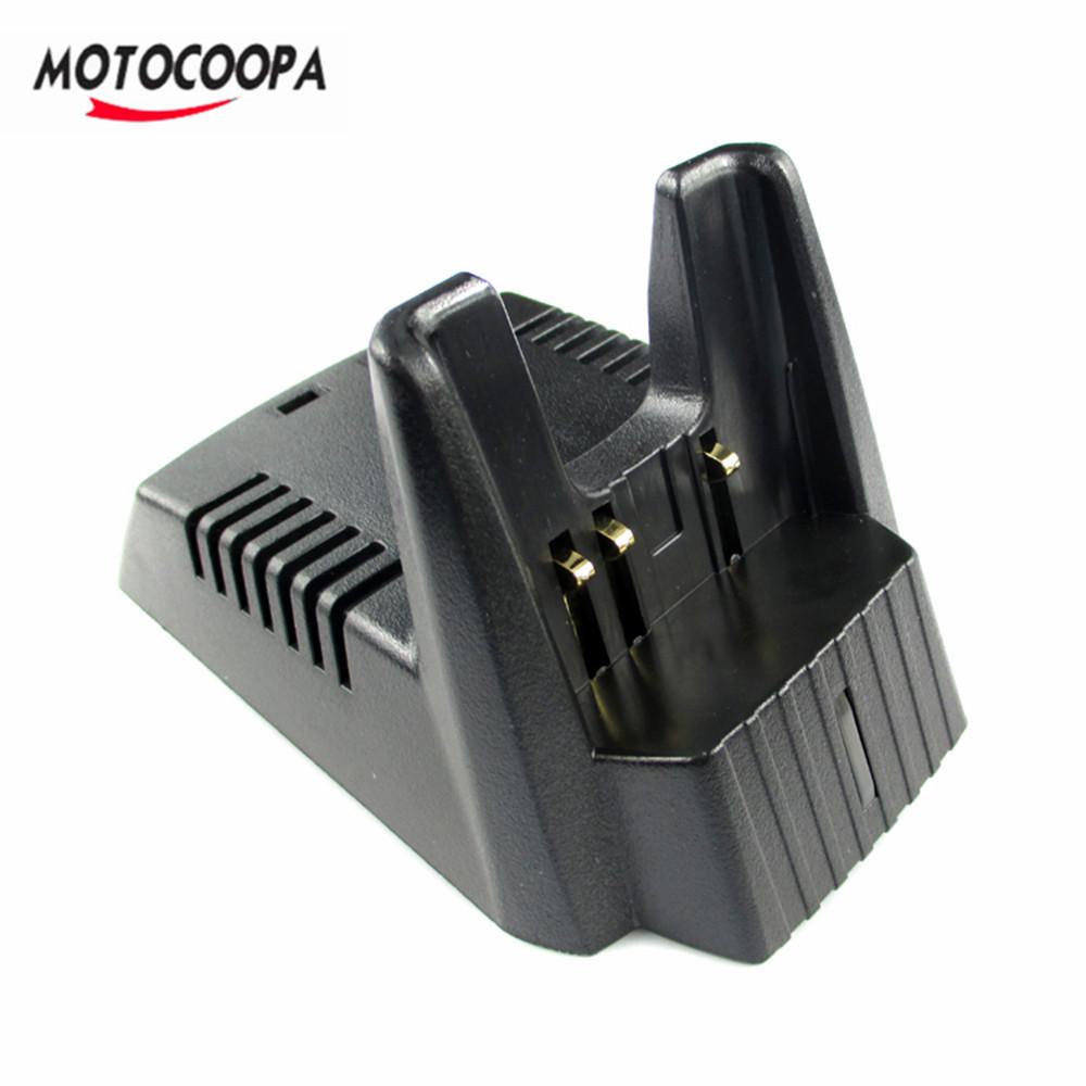 VAC-10 Fast Desktop Charger for VX168, VX160 Walkie-Talkie Ni-MH Batteries