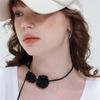 NOISCHE N fleur Necklace _ BLACK