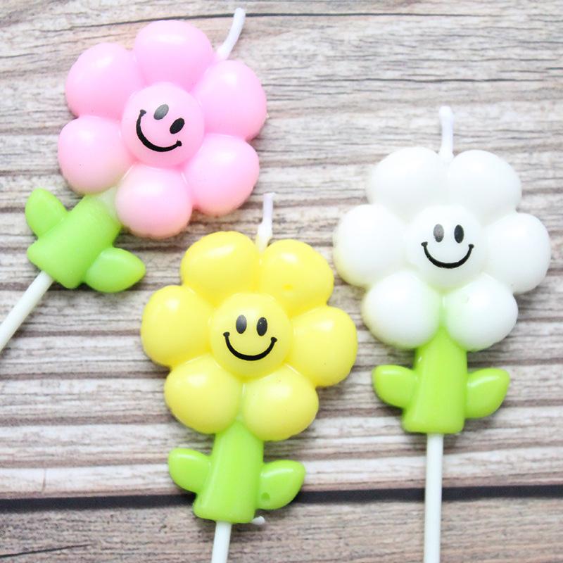 INS Cartoon Sun Flower Smiling Face Candle Cake Decoration Scene Atmosphere Layout Children's Party Small Flower Candle