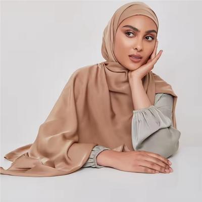 Neuer Luxus Medine Seidenschal für Damen Muslimischer Schlichter Hijab Lange Schals Große Größe Kopftuch Wickeltücher Islamischer Turban Stirnband Bandana
