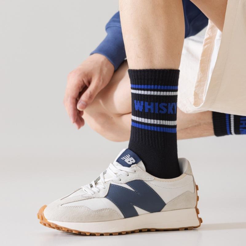 Socks Men'S Mid-Tube Cotton Socks Sweat-Absorbing And Breathable Student Basketball Socks Trend Letter Student Sports Socks