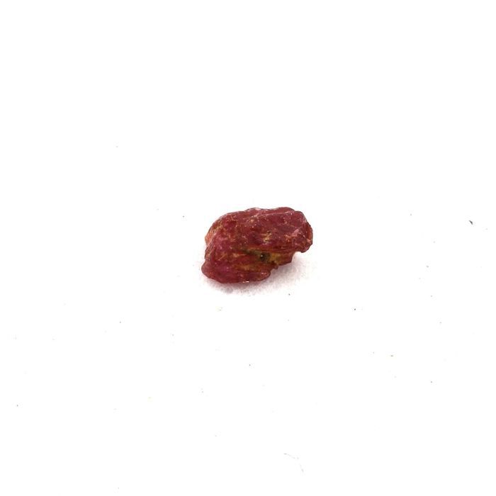 Pierres et Minéraux. Rubis. 0.32 ct. Ambatondrazaka, Alaotra-Mangoro, Madagascar.