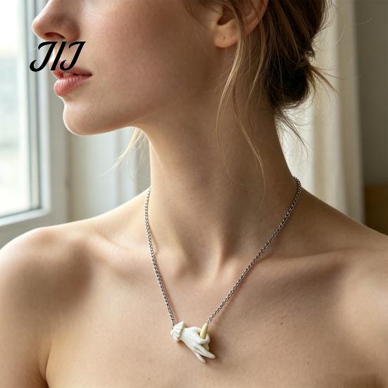 Humorous Jewelry Gift Funny Banana Pendant Necklace, Resin Hand-Sculpted Cute Personalized for Friends Lifelike Fruit Necklace Jewelry, Creative