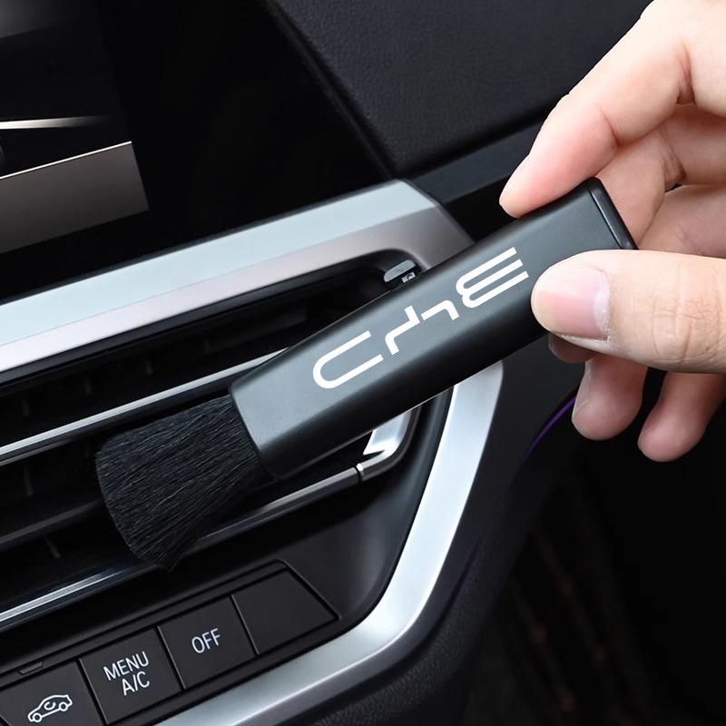 Retractable Car Cleaning Brush Center Console Clean Dust Tool For BYD Atto 3 Yuan Plus Han Tang EV F3 E6 Dmi Song F0 Qin Pro G3