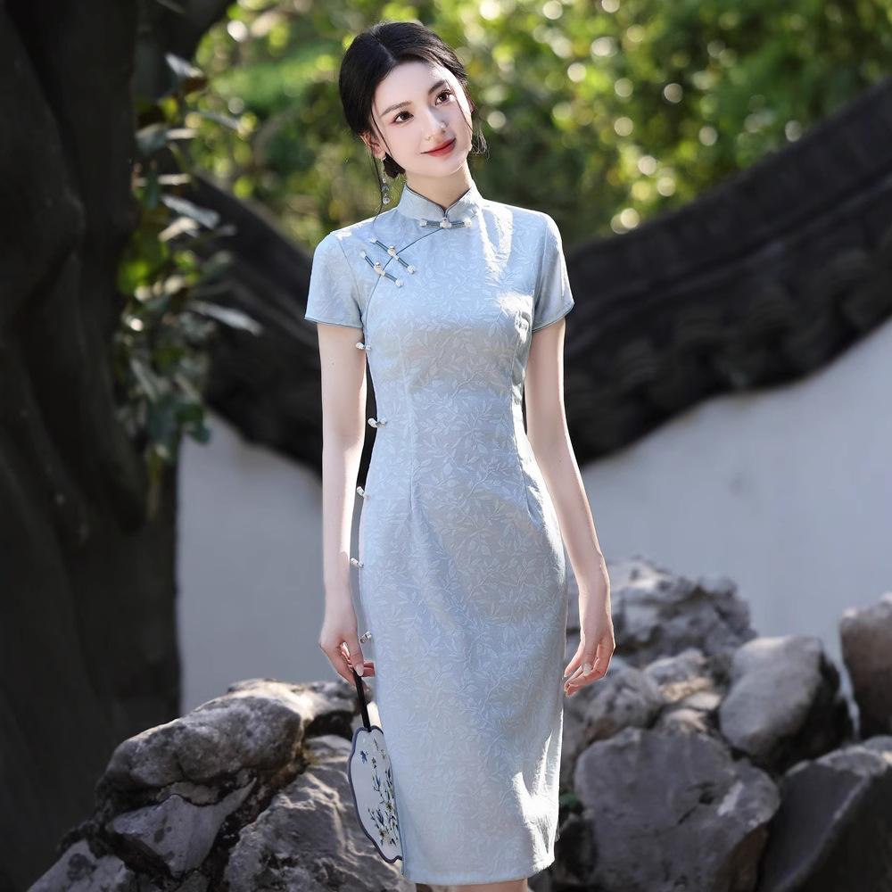 1011 summer new new Chinese cheongsam ancient method improvement daily banquet wedding toast clothes thin cheongsam