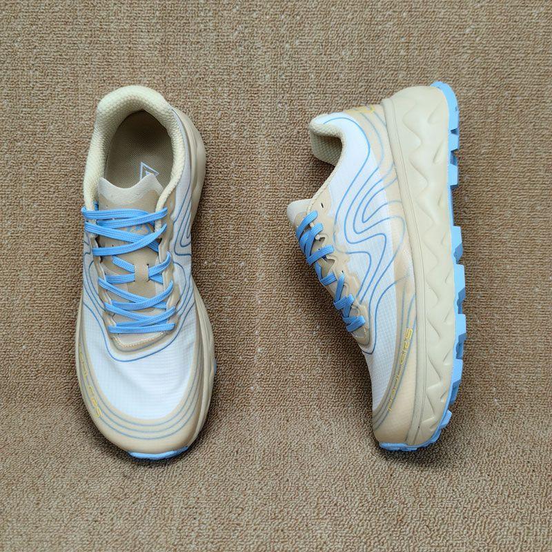 Klassische Marke Bequem Atmungsaktiv Offroad Laufen Fitnessschuh Sommer Sport- und Freizeitschuh Mann Runde Zehenspitze Sport Laufschuh