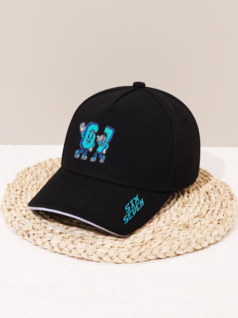 ¡1 pieza de gorra de béisbol fresca con estampado de dibujos animados de 67 píxeles! Fondo negro con etiqueta azul + transpirable y cómodo