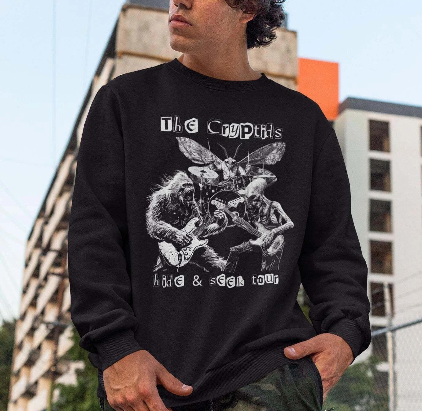 The Cryptids Hide & Seek Tour Sweatshirt, Bigfoot Mothman Alien UFO 3XL