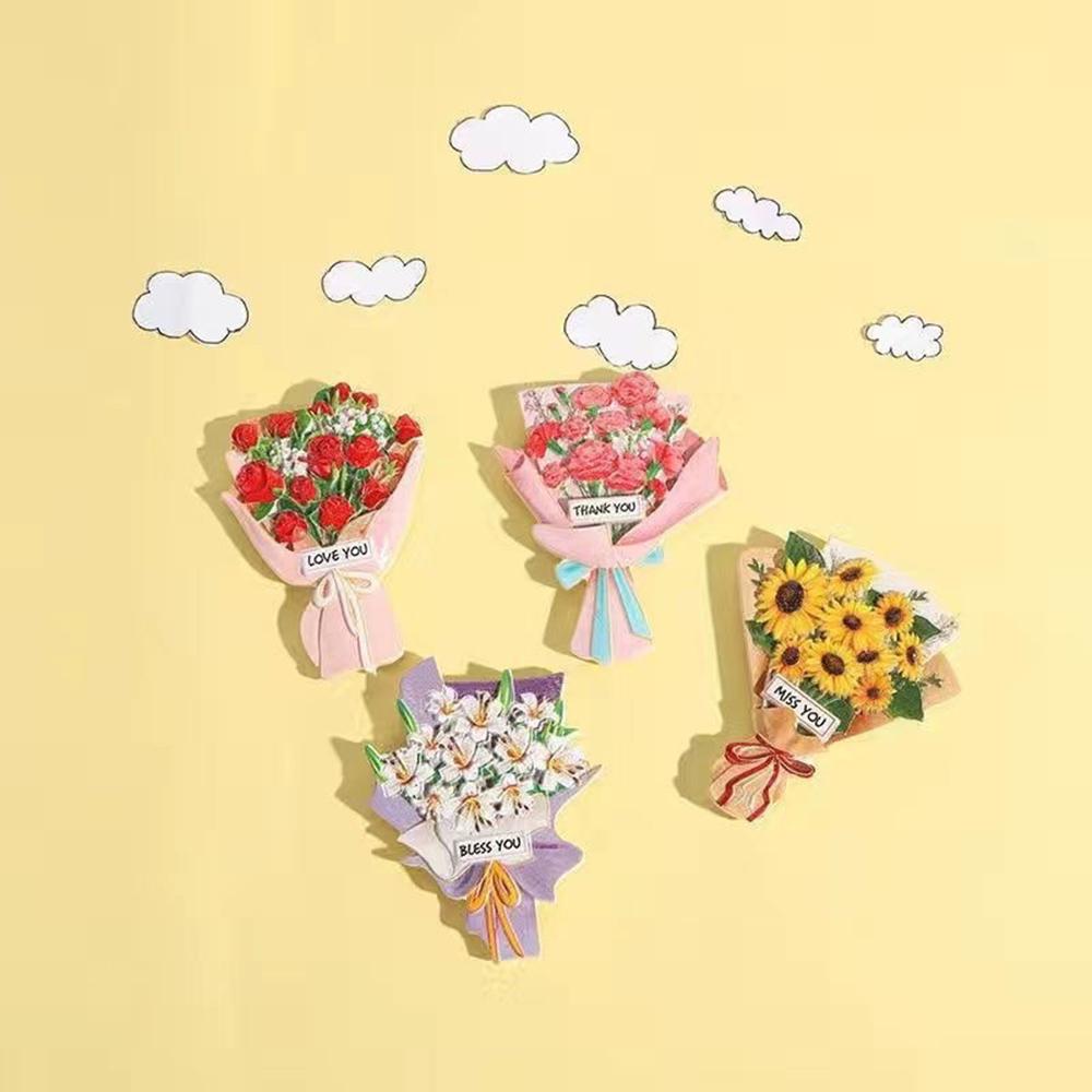 5pcs Bouquet Refrigerator Sticker Magnetic 3D Three-dimensional Resin Bouquet Cute Refrigerator Decoration with Mini Desk Lamp