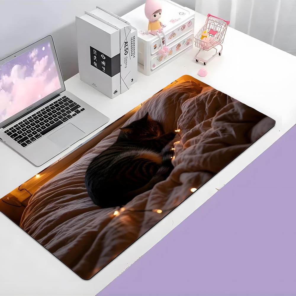 Ssimple Casual Dark Cozy Cat Eyes Mouse Pad Large Gaming Mousepad With Thick Stitched Edge Nonslip Desk Mat