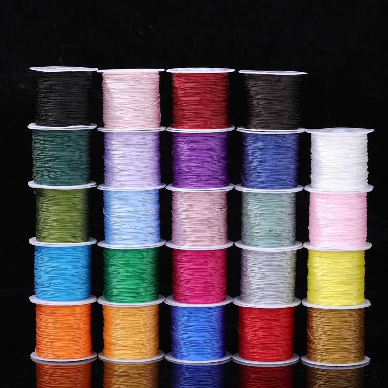 Boting Nr.. 73 Rot 0,6 mm Nicht-elastische Kordel für DIY Halsketten- und Armbandherstellung.