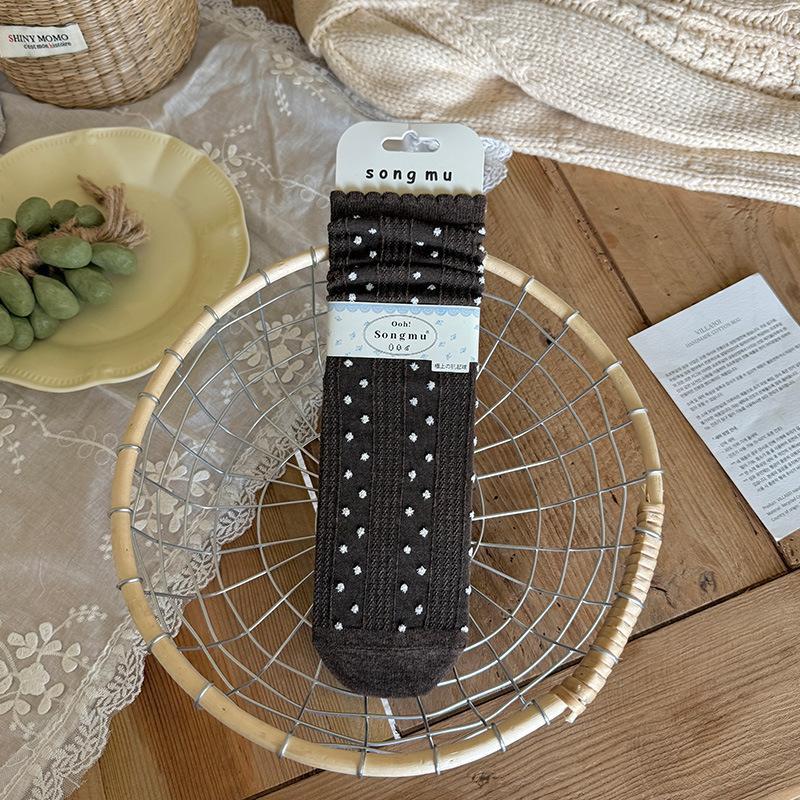 

Женские осенние новые милые кружевные носки-гольфы без косточек с точечной текстурой 1 pair коричневый/кофейный