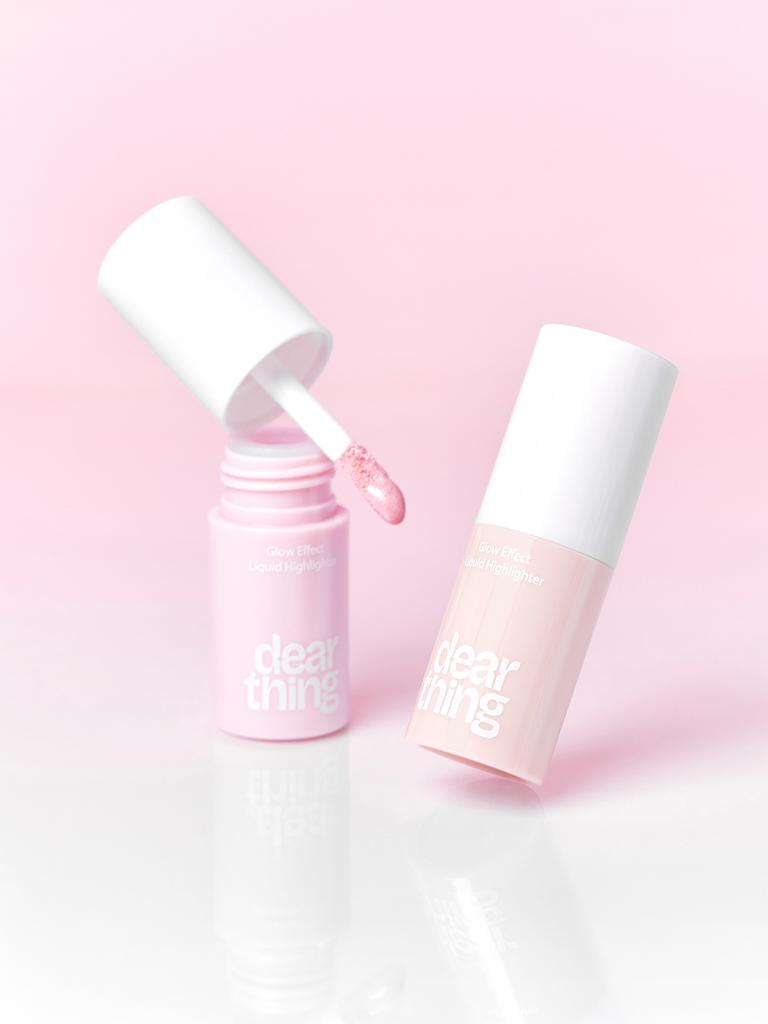 01 Medový paprsek Mléčný dotek Drahá věc Glow efekt Tekutý rozjasňovač