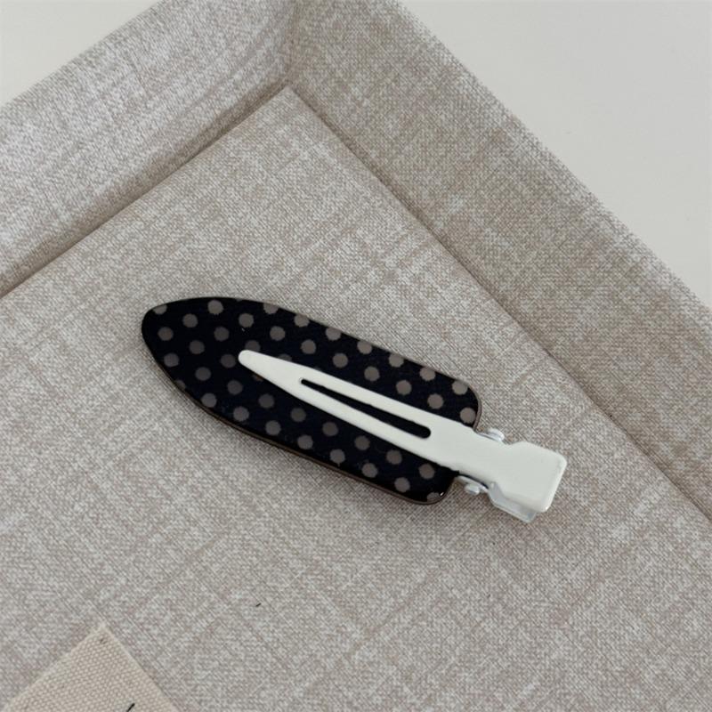 1pair Academy Style Bangs Clips Black White Polka Dot Hairclip Texture Side Clip Hairclip Sweet and Cute Side Clip Hairaccessory