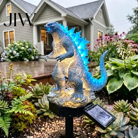 Garden Sasquatch Statue Dragon Solar Light, Outdoor Lamp, Fantasy Medieval Gothic Sculpture Creature Sculpture, Pathway Light for Yard Lawn