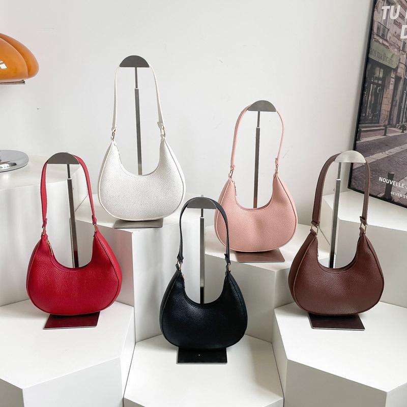 Texture: Large-capacity, foreign style, new lychee pattern, popular solid color, fashionable and simple, one-shoulder crossbody dumpling bag