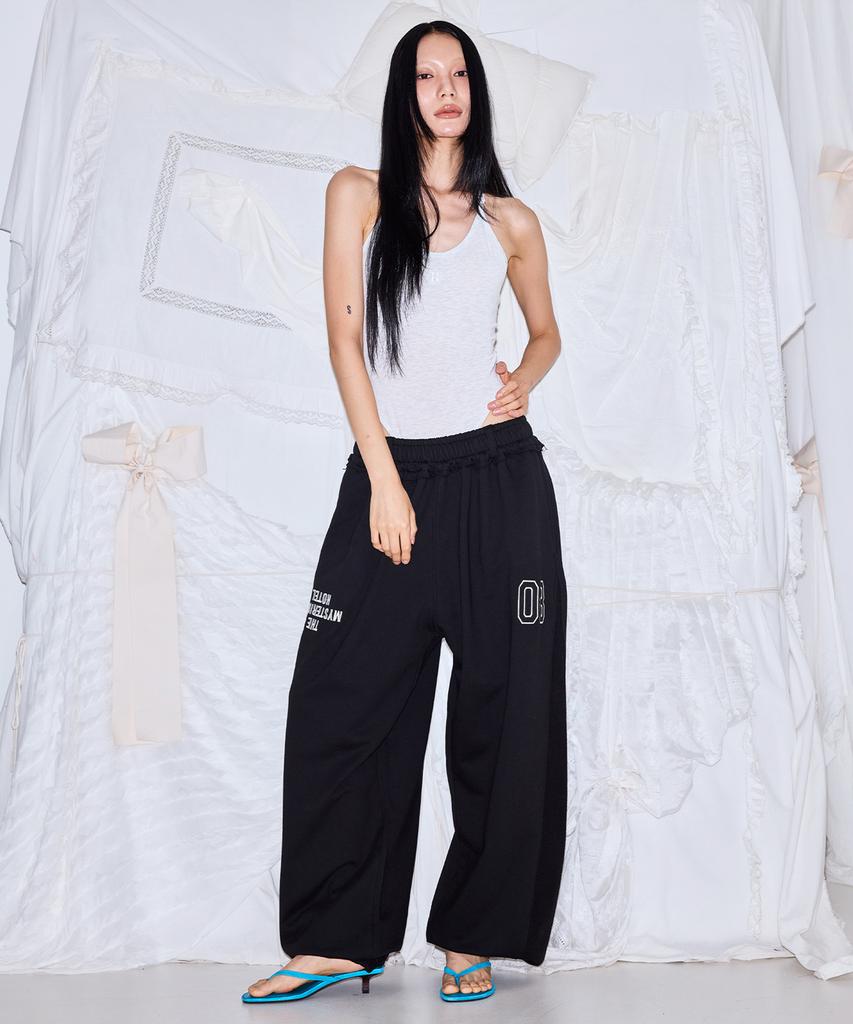 Miseutelieoseuhotel 08 Cut-Off Sweat Pt [Black]