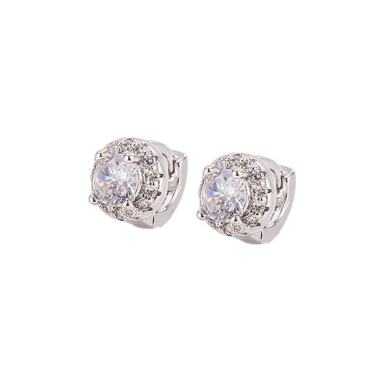 Stylish Korean Micro-Paved Diamond Ear Cuff – Versatile Everyday Luxury for Fashionable Women