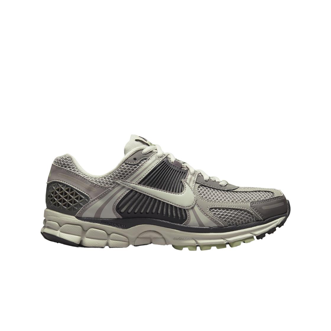 

Женские кроссовки Nike Zoom Vomero 5 Cobblestone and Flat Pewter FB8825-001