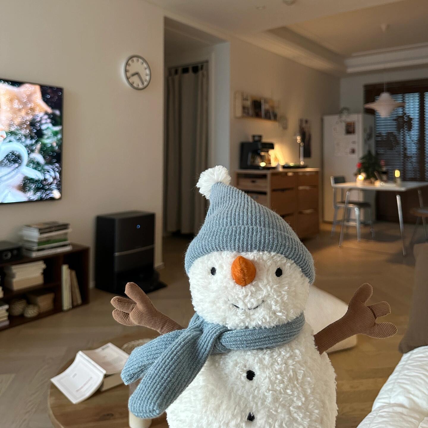 

Сами Милый Маленький Снеговик Плюшевая Кукла - Успокаивающая Игрушка для Сна и Подарок на День Рождения для Девочек 25 cm