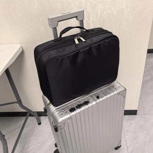 Waterproof Professional Makeup Artist Organizer Bag with Large Capacity for Cosmetic Storage Styling Tools Curling Iron