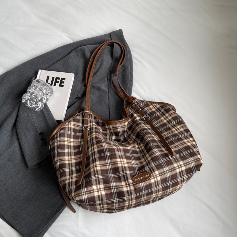 Клетчатая сумка-тоут большой емкости женская сумка через плечо сумка через подмышку — фото 9