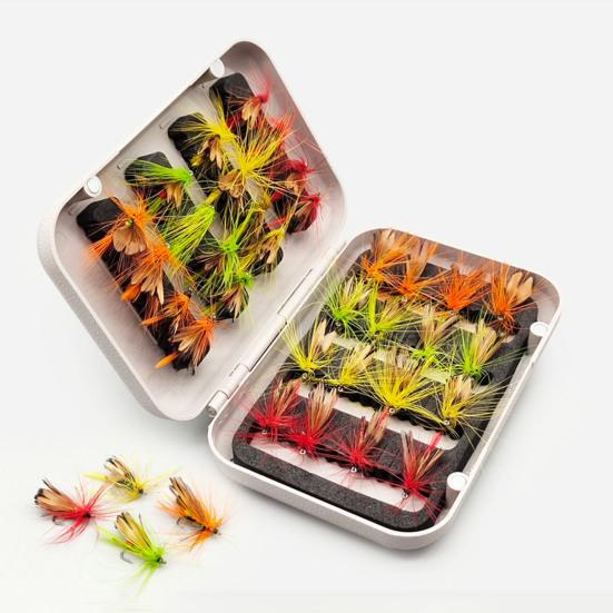 32Pcs Artificial Insect Fishing Baits with Storage Box Sharp Hook Design Waterproof Design Insect Fishing Lures Hard Baits