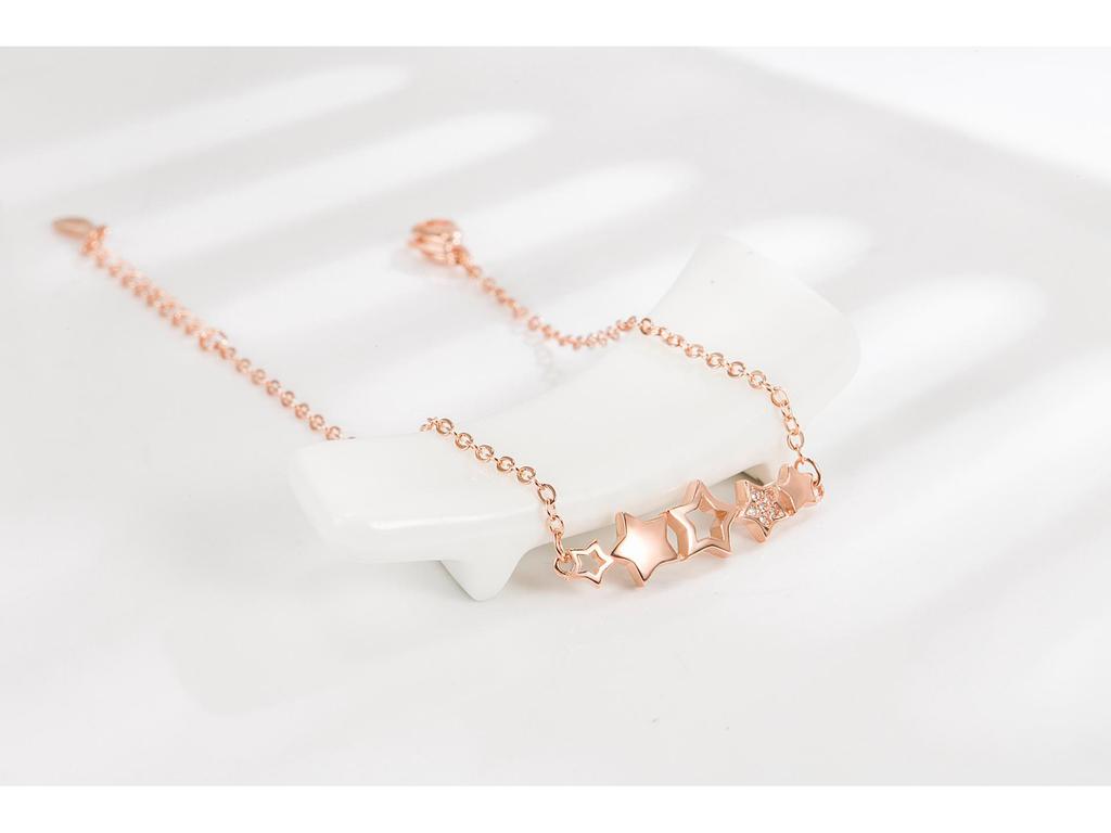 Versatile Zircon Star Bracelet for Women - Personalized Five-Star Design, Perfect for High-End Christmas or Birthday Gift