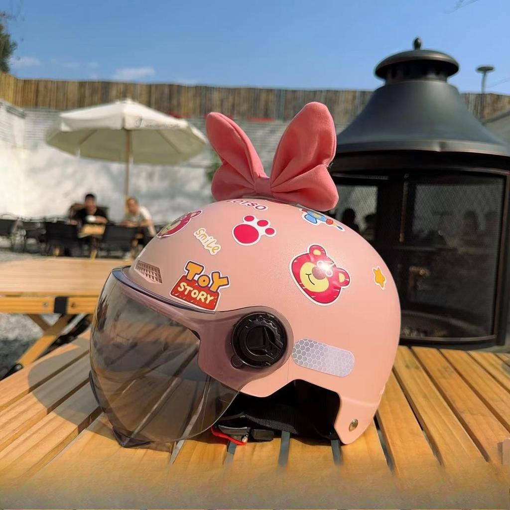 Adult Electric Bike Motorcycle Helmet for Men and Women Universal Anti-falling Counter Hat for Women In Summer Sun Protection Semi-helmet