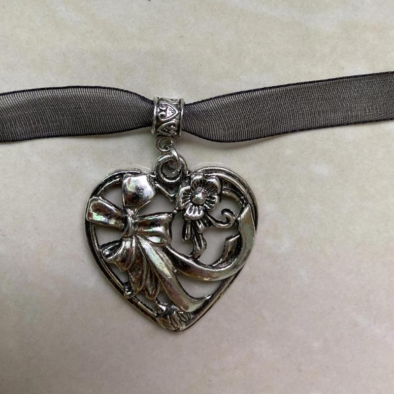 Korean Style Rope Neck Chain Necklace For Women Charm Metal Heart Pendant Collar Chain Choker Fashion Party Jewelry