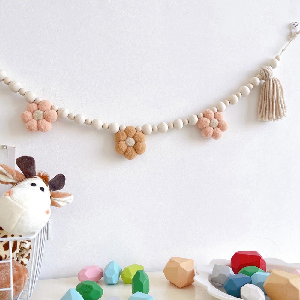 INS Hanging Wooden Beads Garland Boho Felt Daisy Tassel Wall Decoration Boho Baby Kids Room Decor Hanging Pendant Photo Props