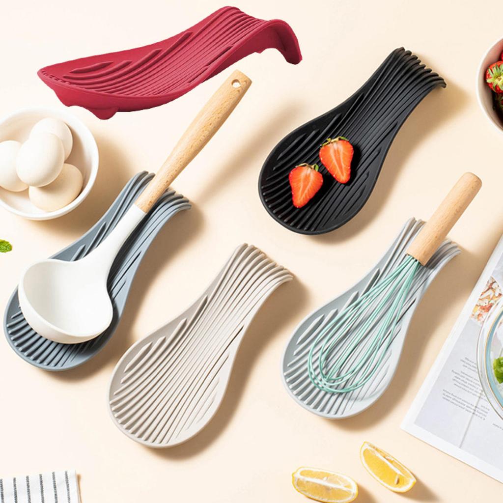 Silicone Insulated Spoon Holder Heat Resistant Placemat Spoon Holder Cutlery Shelving Kitchen Tools Placemat