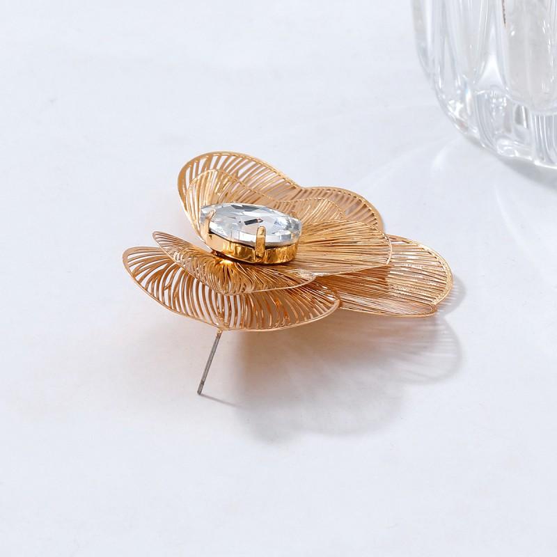 Gold Floral Stud Earrings With Rhinestone Accents Hollow Out Design Women Fashion Jewelry