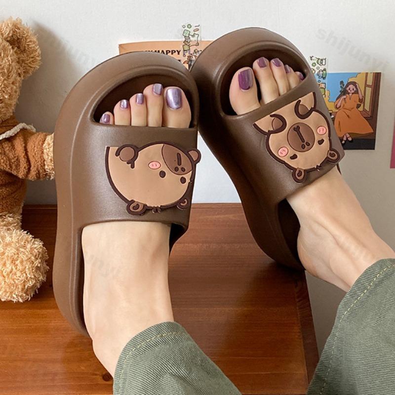 Fashion Capybara Women's Slippers Fashion Cute Comfortable Home Casual Shoes 2025 Non-Slip Bathroom Sandals Cartoon Outdoor Beach Shoes