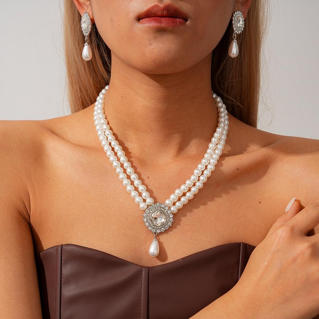 Elegant Summer Exaggerated Versatile Women'S Jewelry Necklace And Earring Set
