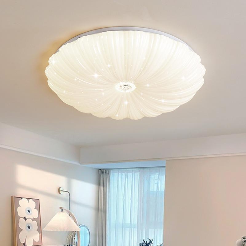 Shell Cloud LED Ceiling Lamp for Children's Room - Eye Protection & Creative Design