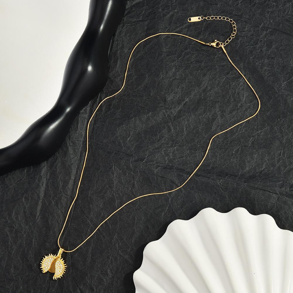 Open and Close Love Necklace for Women, Fashionable and Versatile Exquisite Accessories Gifts