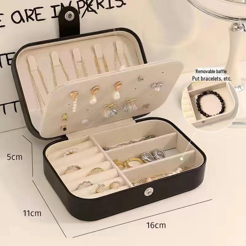Exquisite Portable Jewelry Box: Compact Travel Storage for Earrings, Rings, and Necklaces.
