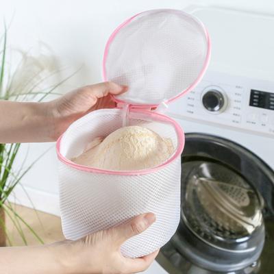 Preventing Winding 2 Styles Useful Folding Woman Clothes Wash Bag Mesh Laundry Bag