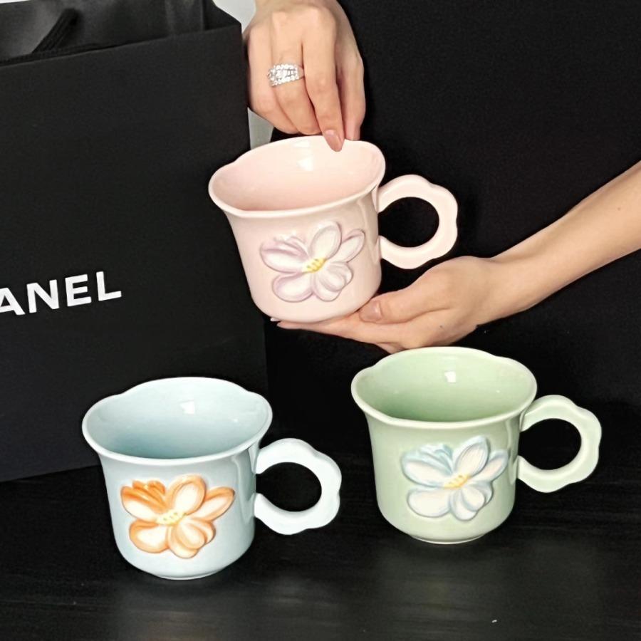 1 Korean Coffee Cup, Flower Shaped Mug, Cute Ceramic Cup, Birthday Gift for Girls, Best Friend Souvenir
